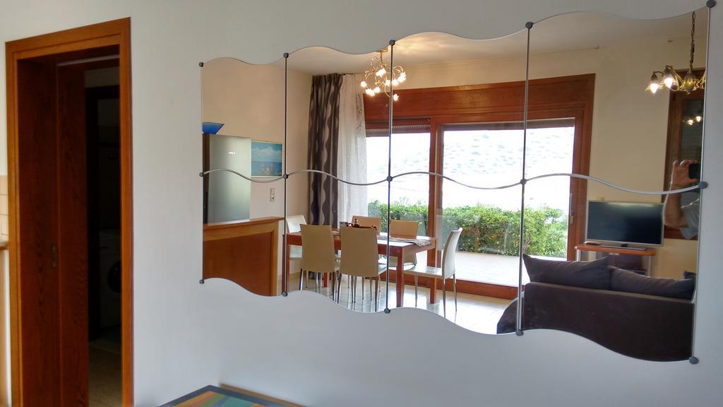 Tholos Bay Suites Kavousi  Bilik gambar